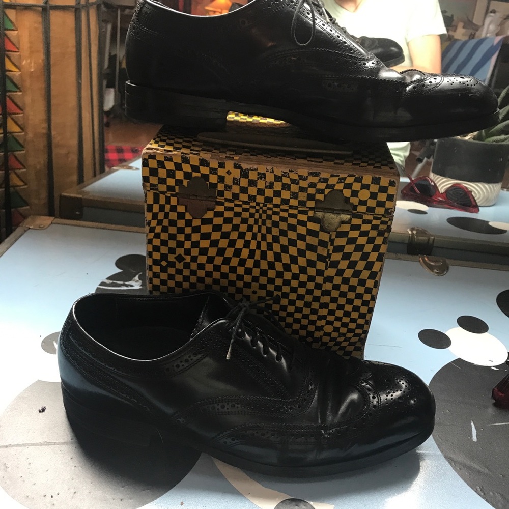 Full Cap Wingtip Oxfords - Picture 2 of 6